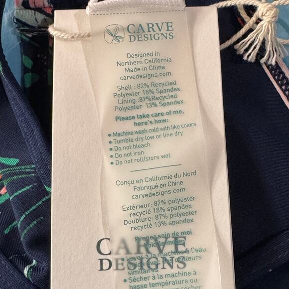 Carve Designs Small Stinson Bikini Swim Top Floral UPF 50+ Stretch Padded Cups - Picture 5 of 7